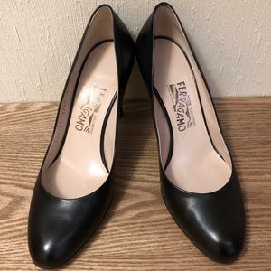 Salvatore Ferragamo Black Pumps